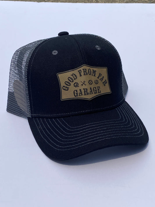 Mesh Snapback Trucker Hat - black/dk gray