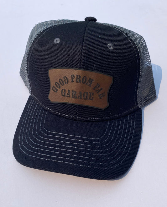 Mesh Snapback Trucker Hat - black/dk gray
